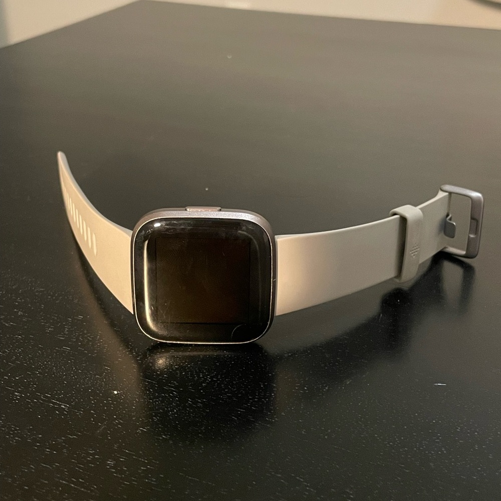 Fitbit Versa 2